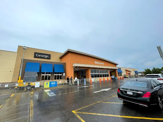 Smart Centres Toronto (North Park Plaza) in Toronto, Ontario