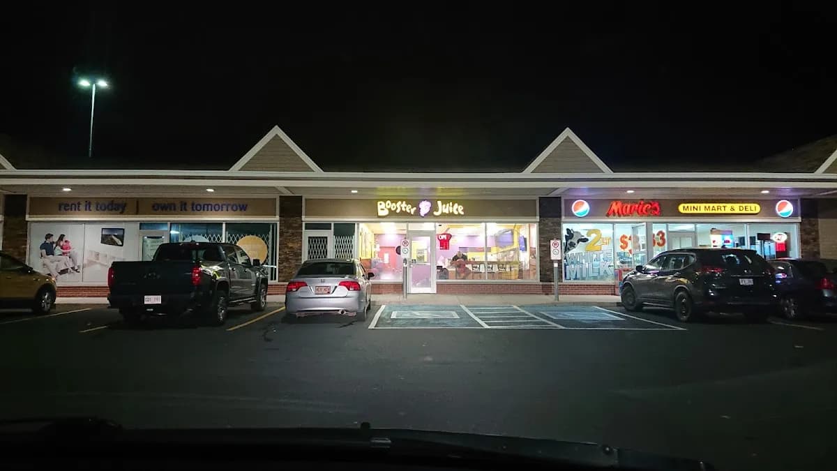 Hamlyn Road Plaza