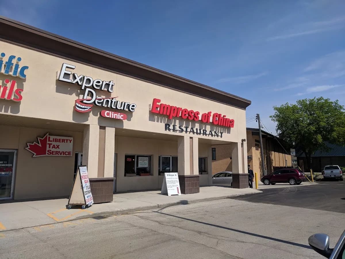 Rossmere Plaza