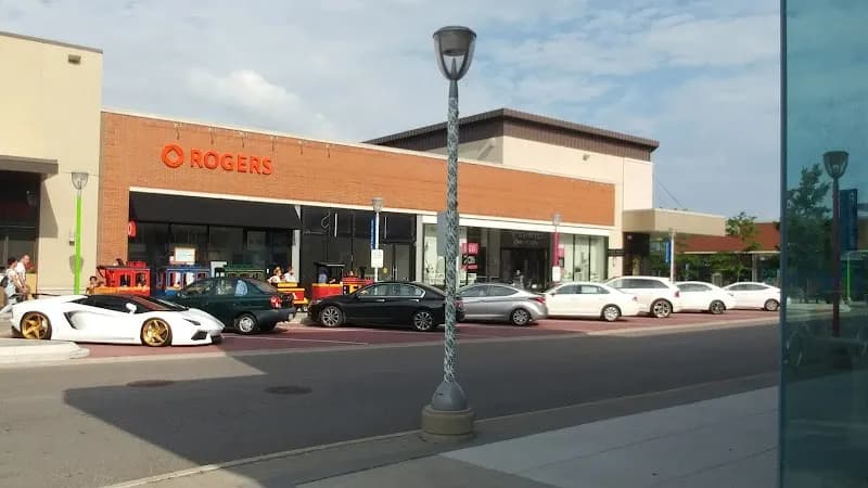 CF Shops at Don Mills