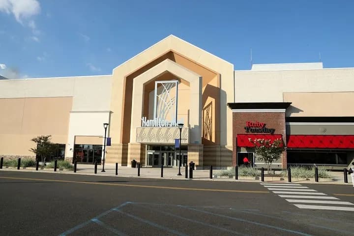 Hamilton Mall