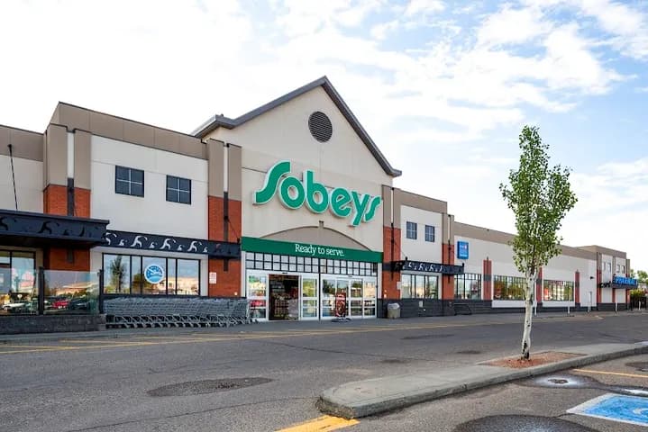 Lakeside Landing Shopping Centre