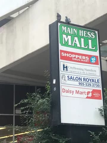 Main Hess Mall