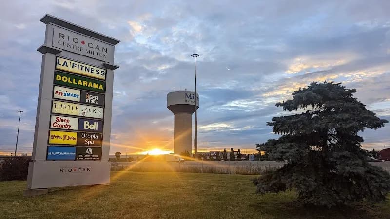 RioCan Centre Milton