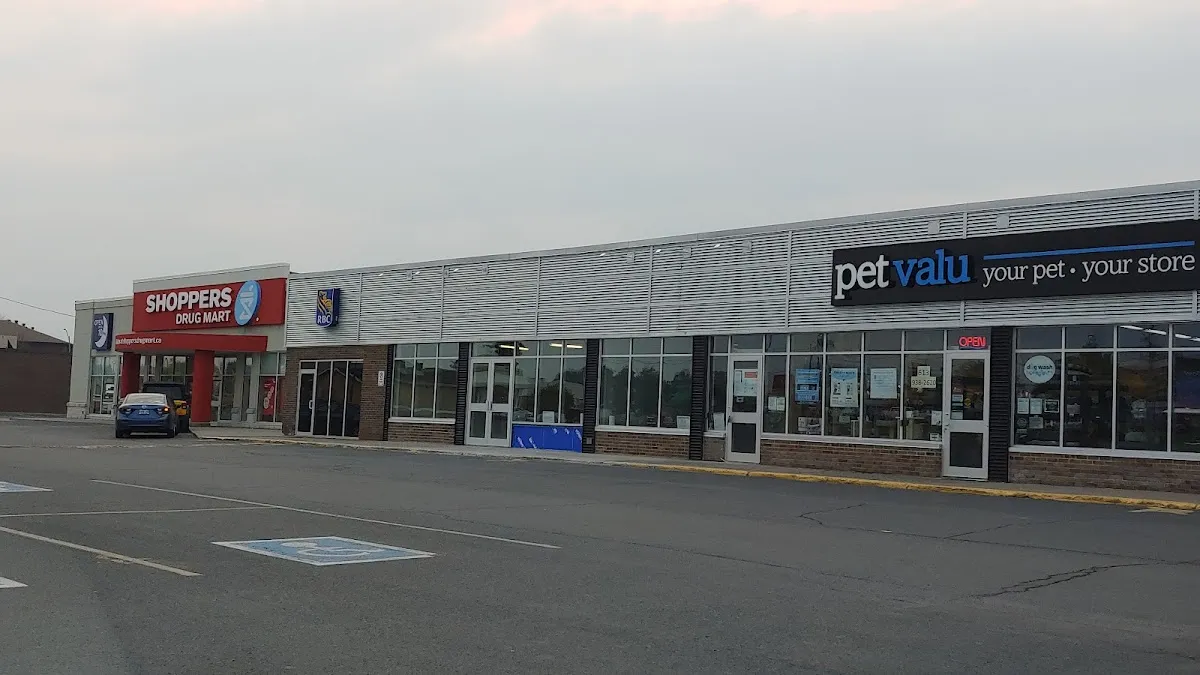 Eastcourt Mall • Plaza REIT Cornwall