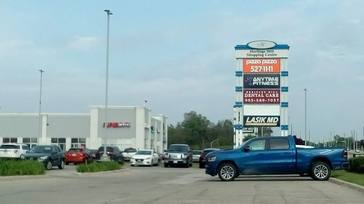 Heritage Hill Shopping Centre