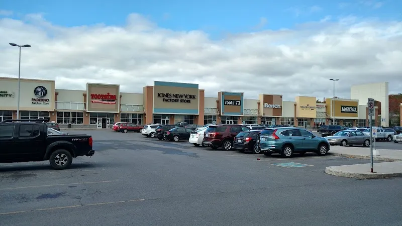 King's Crossing Fashion Outlet