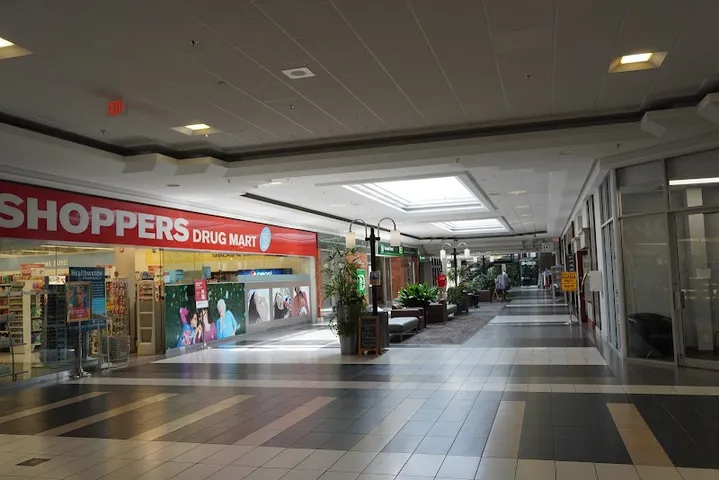 Lake Bonavista Promenade