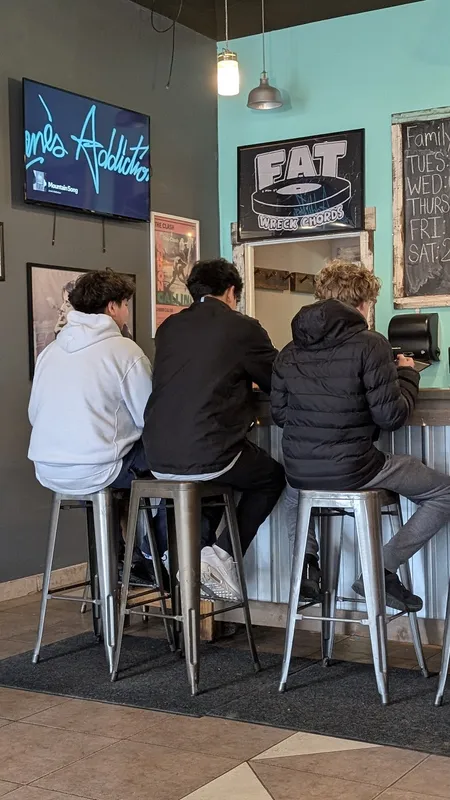 Lincoln Kingsway Plaza