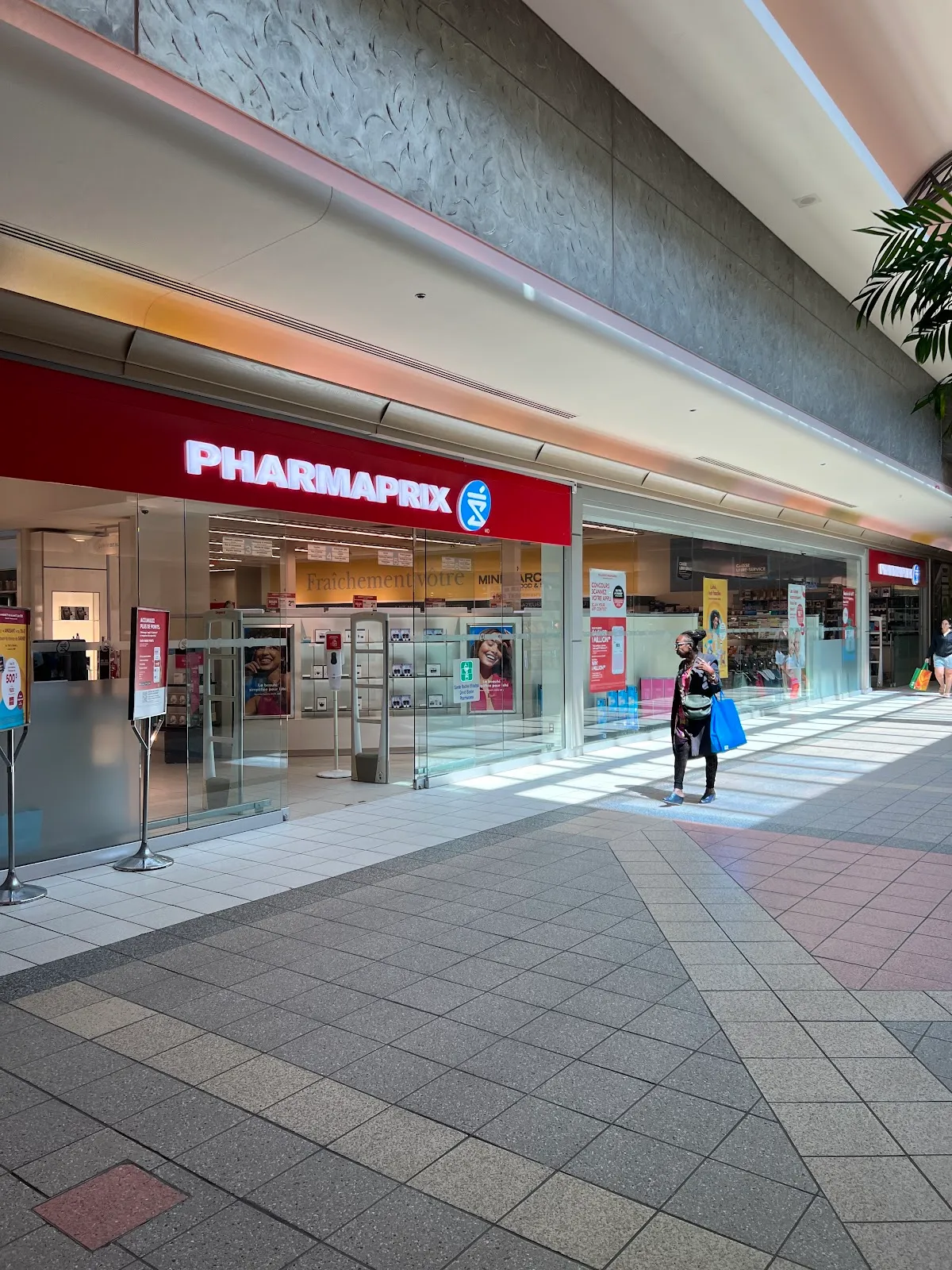 Quartier Cavendish Mall