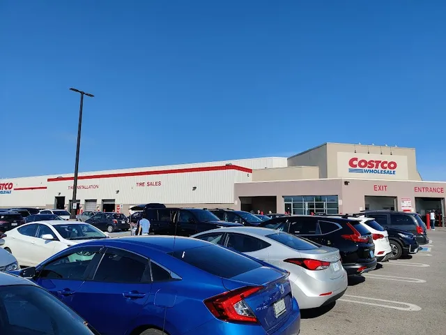 SmartCentres Toronto (Downsview)